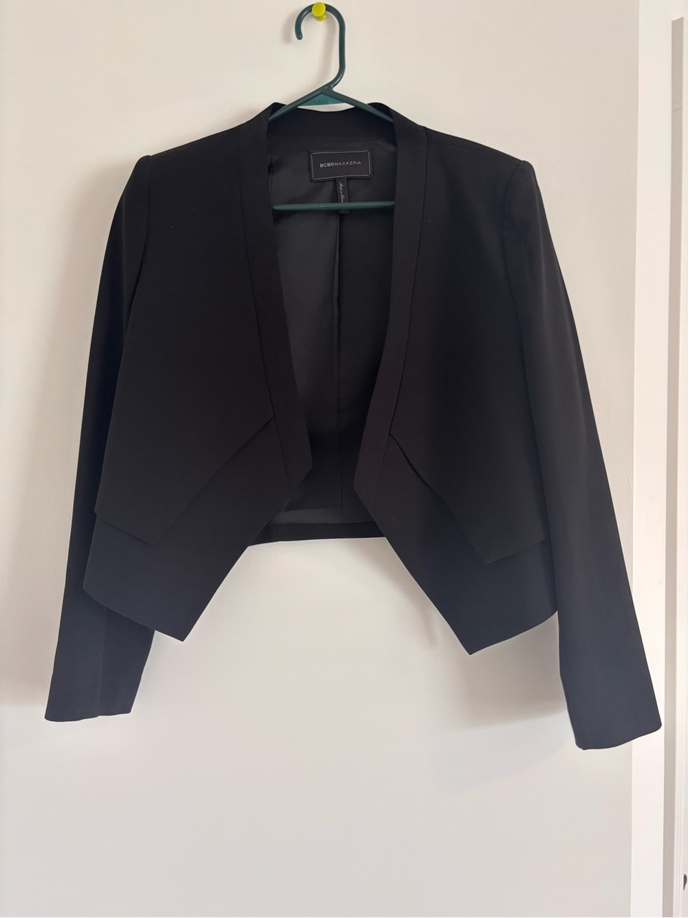 BCBGMaxAzria Black Cropped Open-Front Blazer Jacket